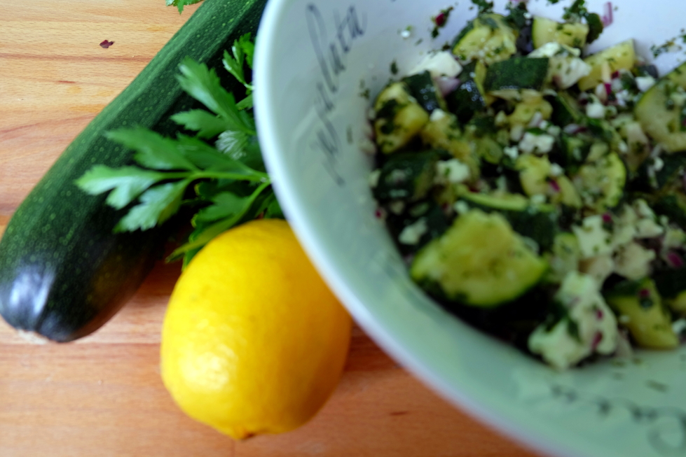 Zucchini Feta Salat | Zucchini Rezepte